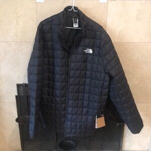 The North Face Men's Black Puffer jacket